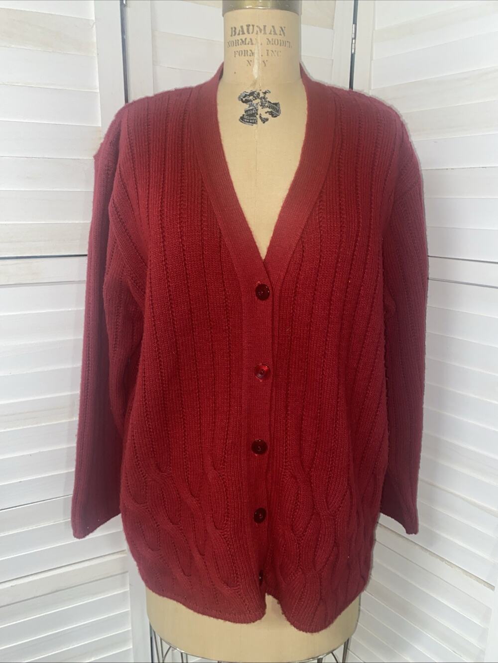 Designers Originals Red Knit Acrylic Cardigan XL Made In USA Deep V Front